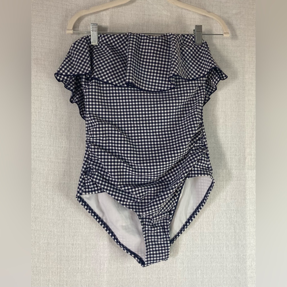 NWT Palisades Beach Club Swimsuit S
One piece, gingham, modest